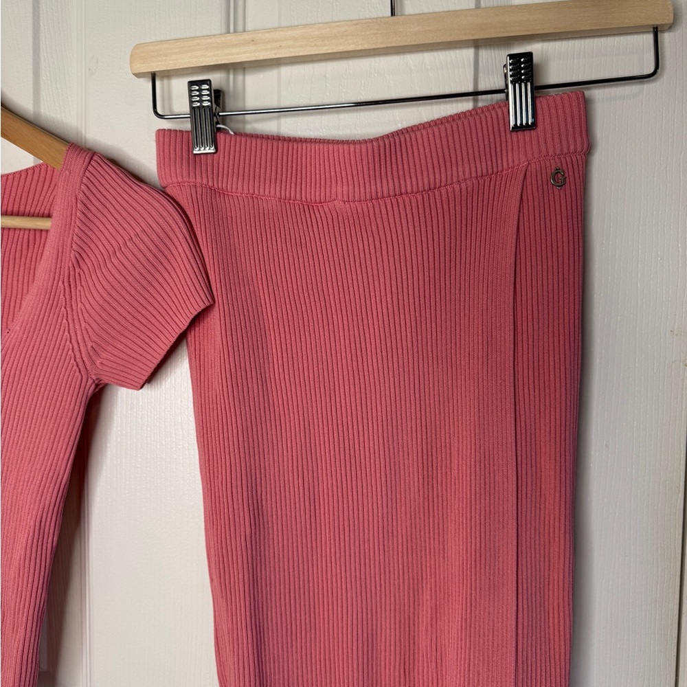 Guess Ribbed Pink Skirt Set - Picture 3 of 5